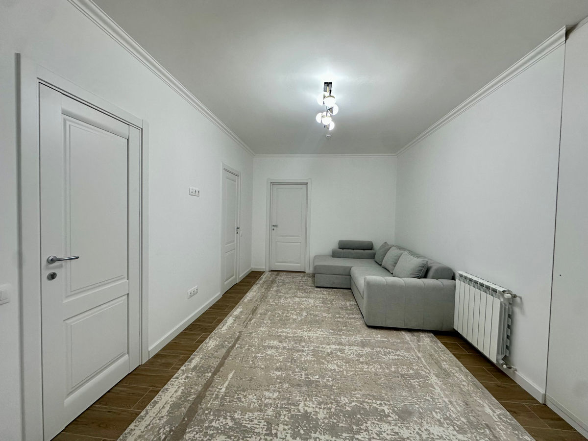 Apartament cu 2 camere, 80 m², Buiucani, Chișinău foto 1