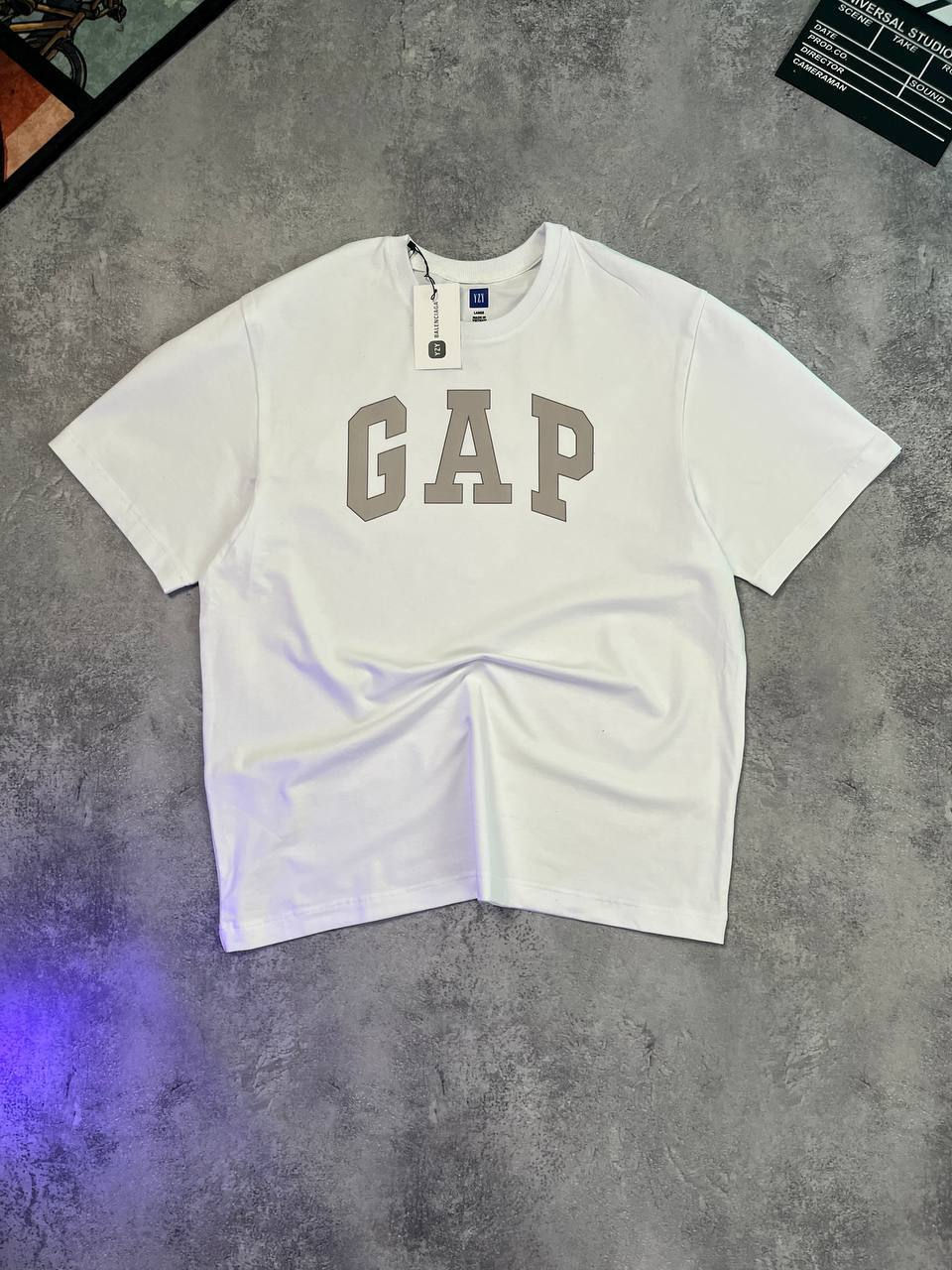 Tricou GAP foto 0