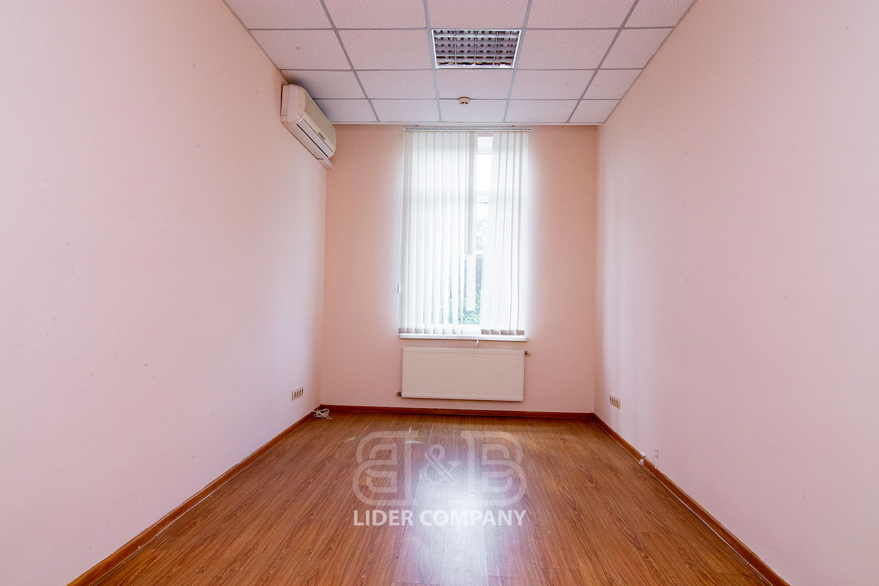 Chirie Spatiu comercial 440 mp Reparat Buiucani sculeni str. Mesager foto 12