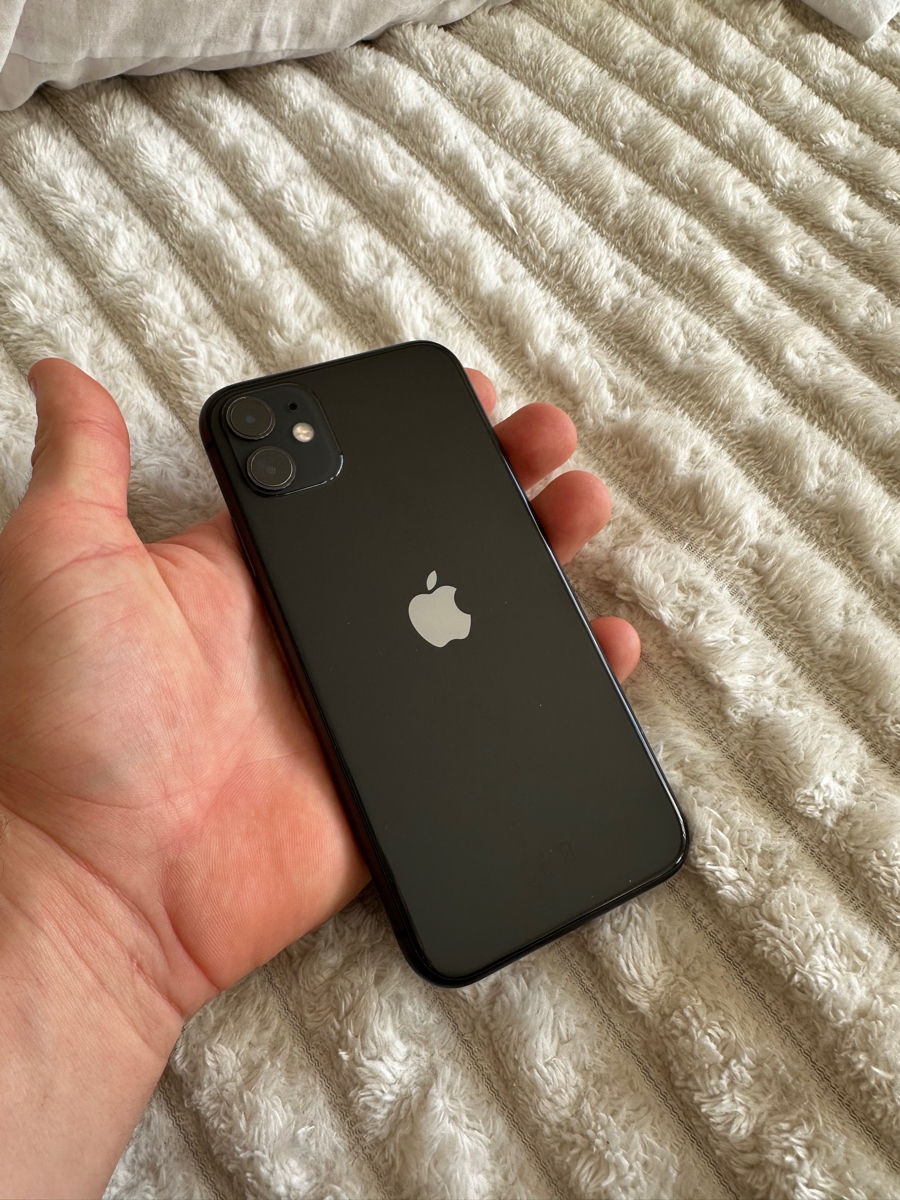 Iphone 11 Black 64GB foto 2