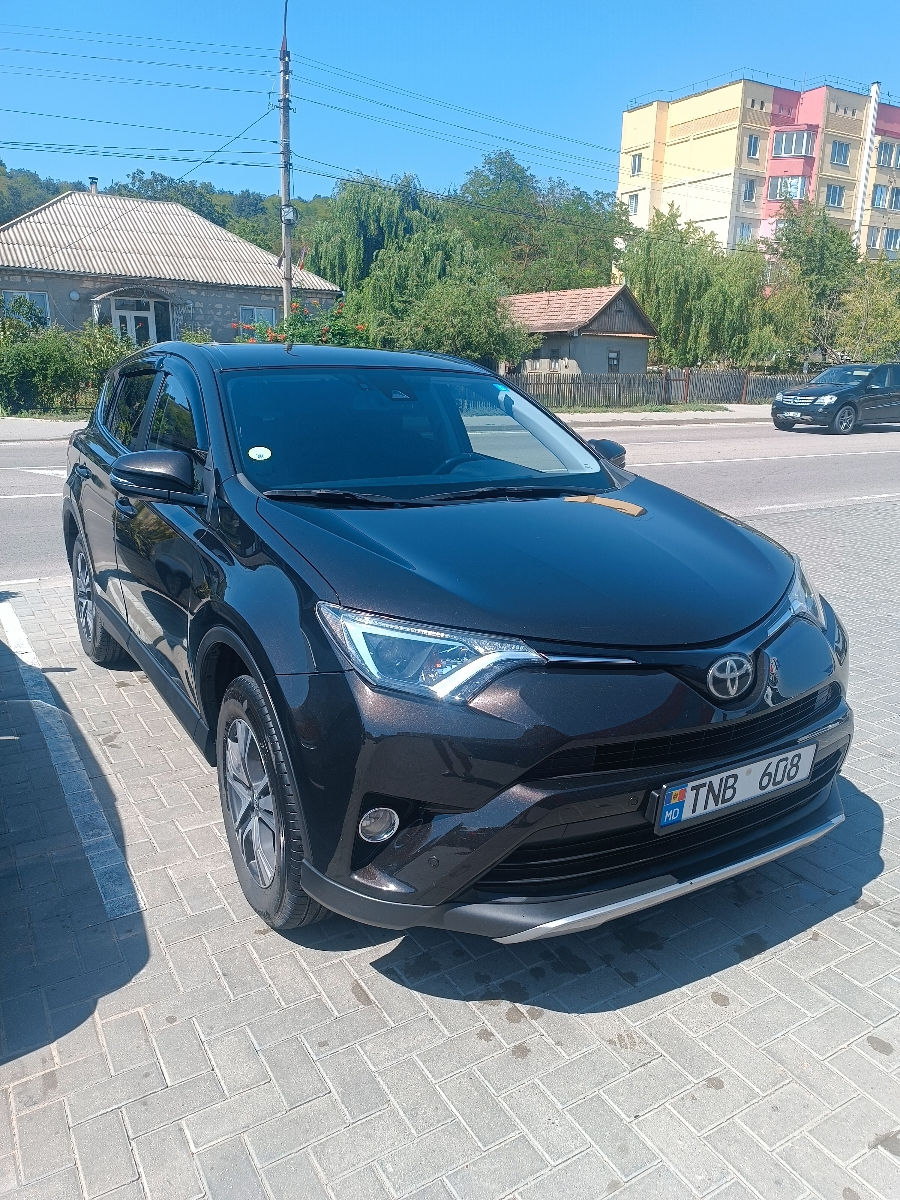 Toyota Rav 4 foto 4