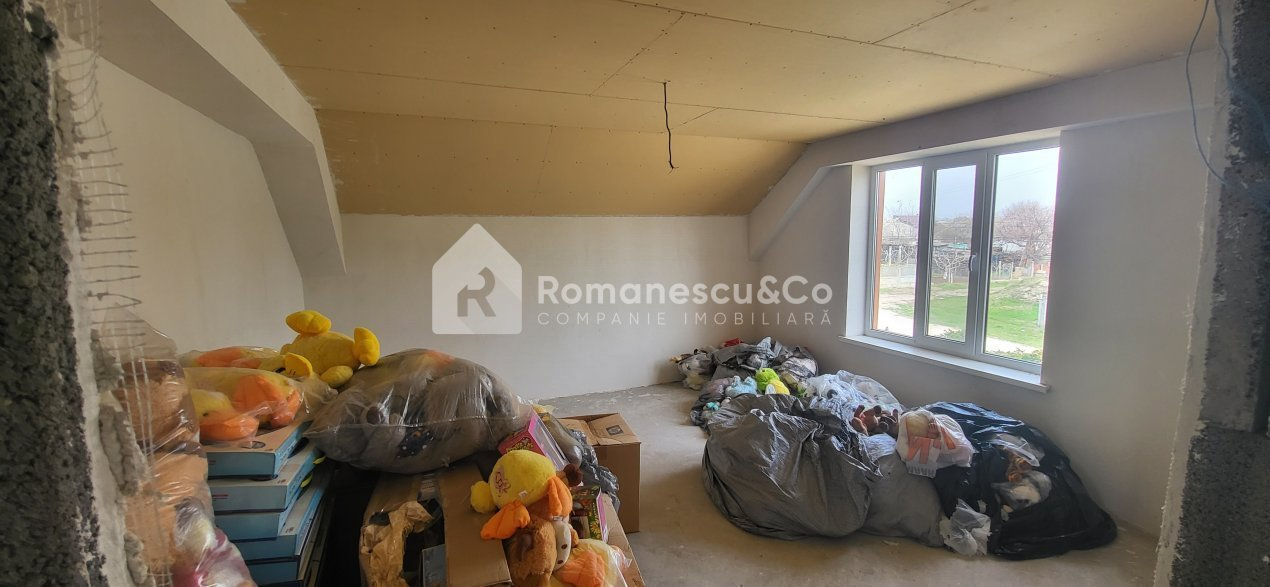 Vanzare casa în satul Bălăbănești, 128 mp+ 17 ari. foto 7