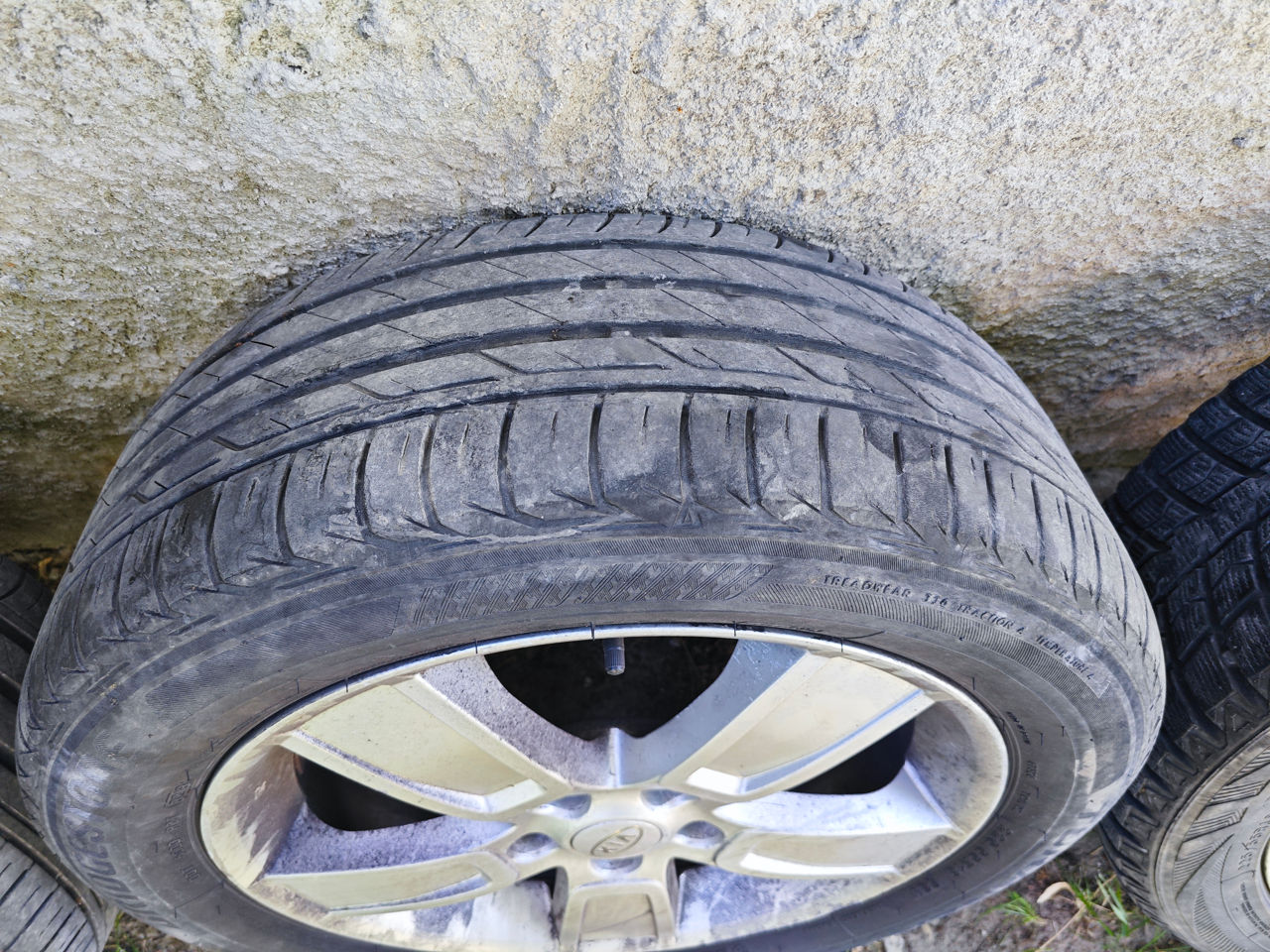 225/55R18 фото 4