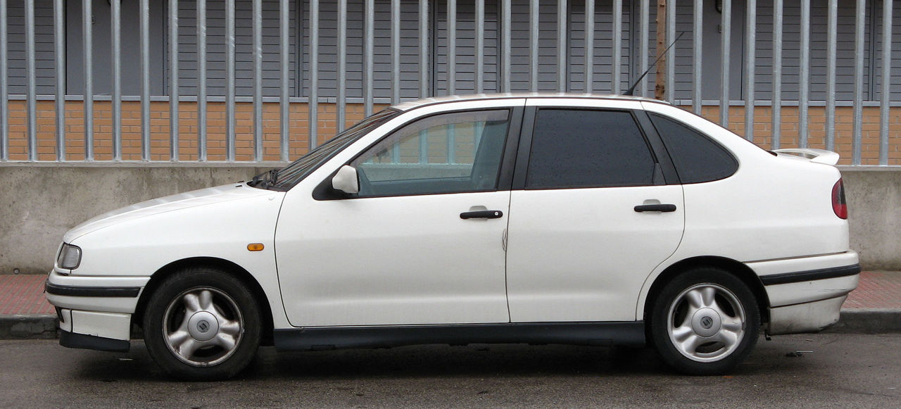 Piese Auto SEAT Cordoba, radiator, capota, bamper, faruri, aripa, caroserie, suspensie foto 1