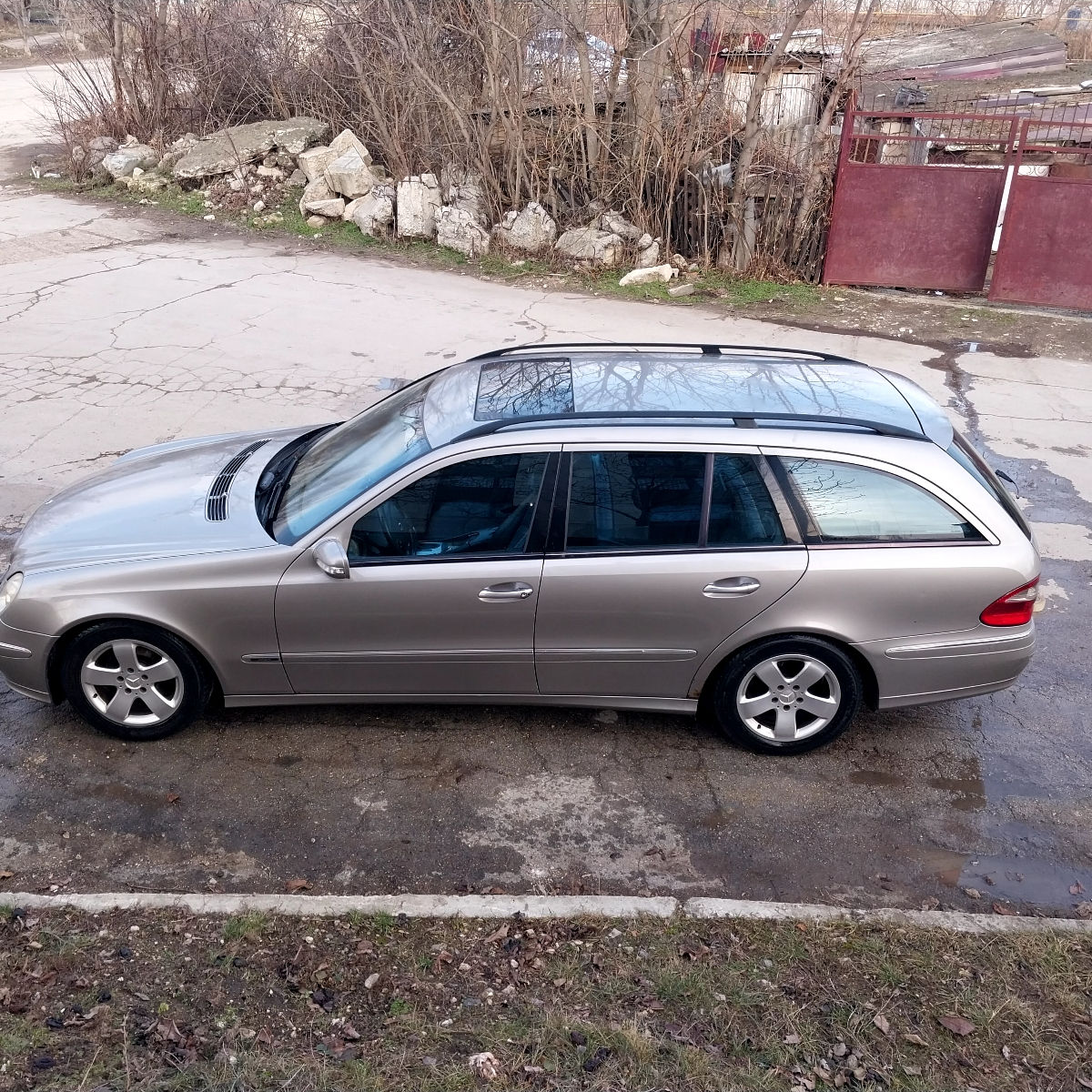 Mercedes E-Class foto 3