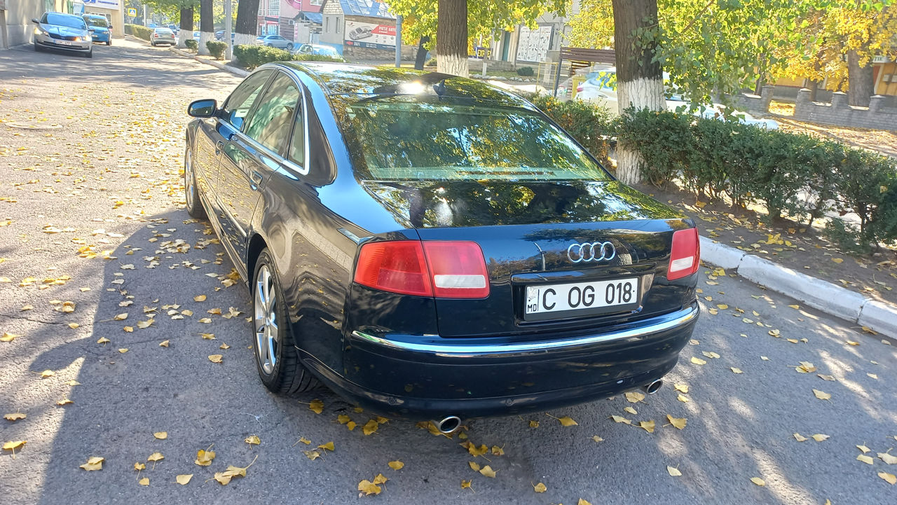 Audi A8 an. 2004 cu rulaj 285000 km, Gaz / Benzină (propan), 9500