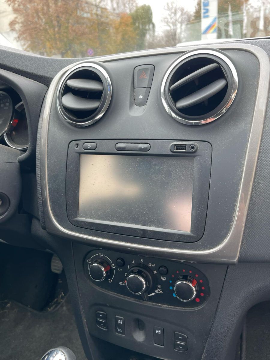 Dacia Logan foto 6