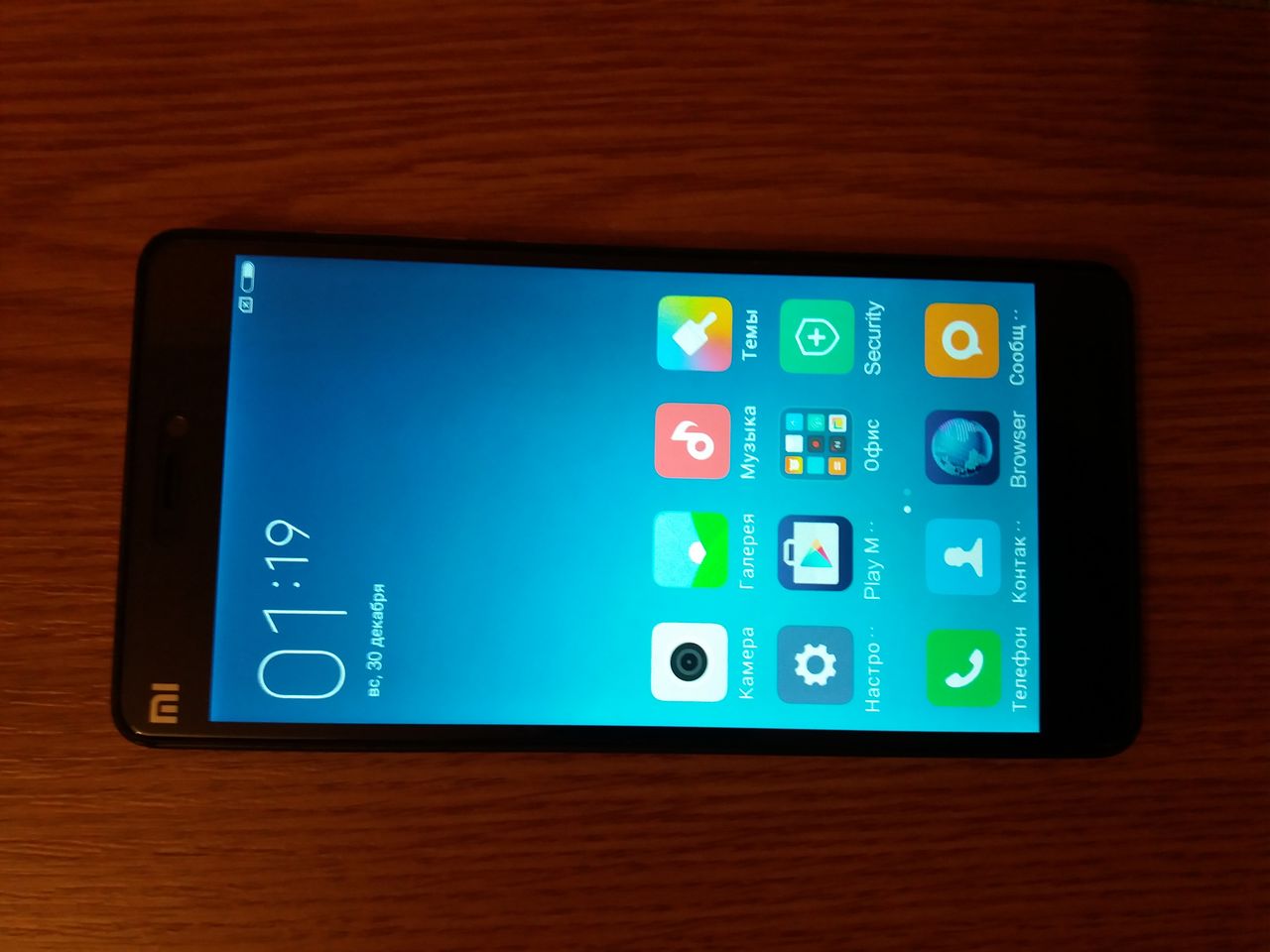 Xiaomi Mi4C, встроенная память 32 GB, оперативная 3 GB, Type C, хорошее  состояние 1400 лей