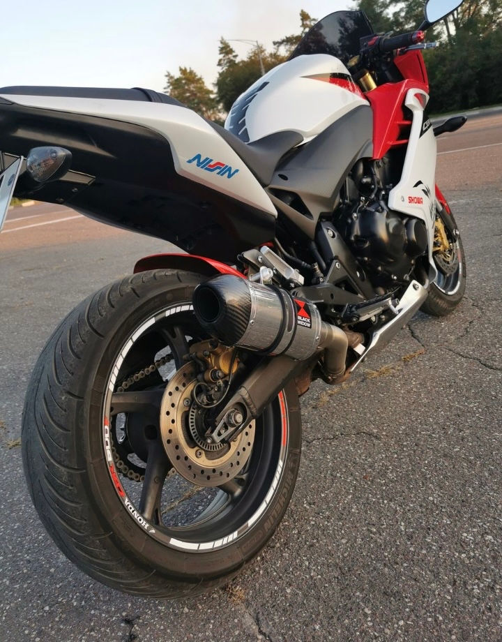 Honda CBR-600 foto 2