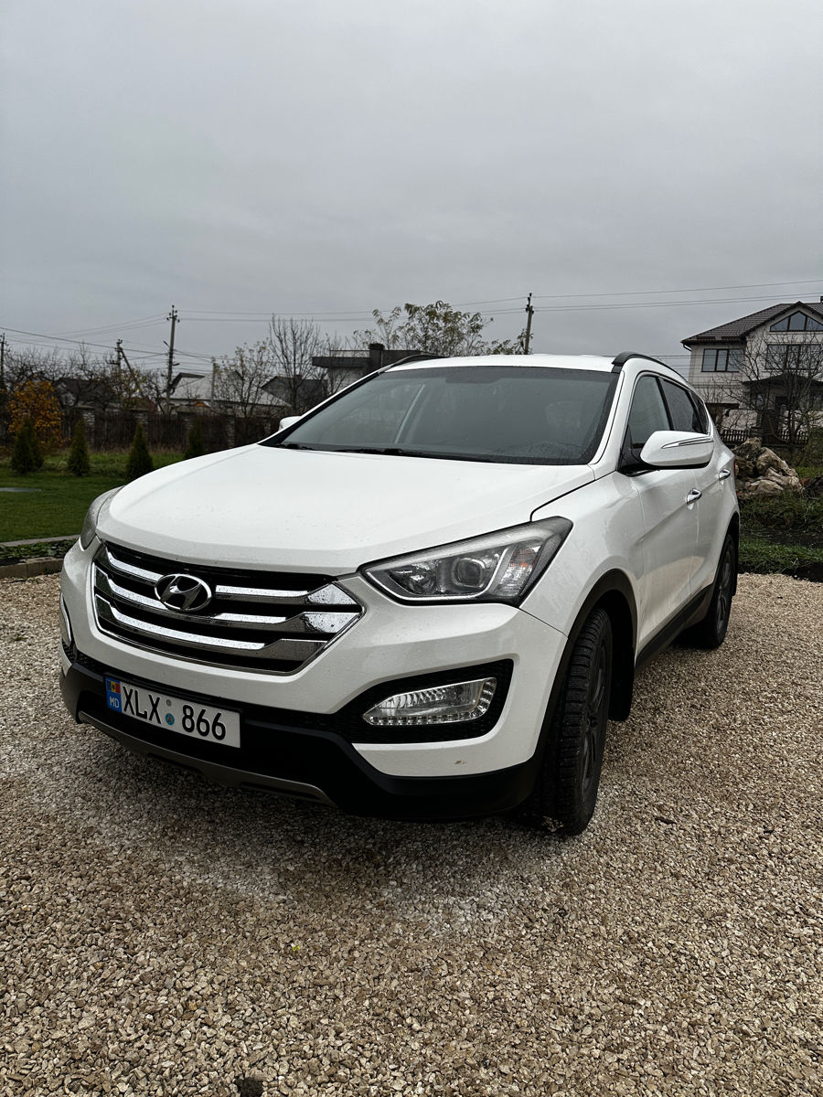 Hyundai Santa FE foto 0