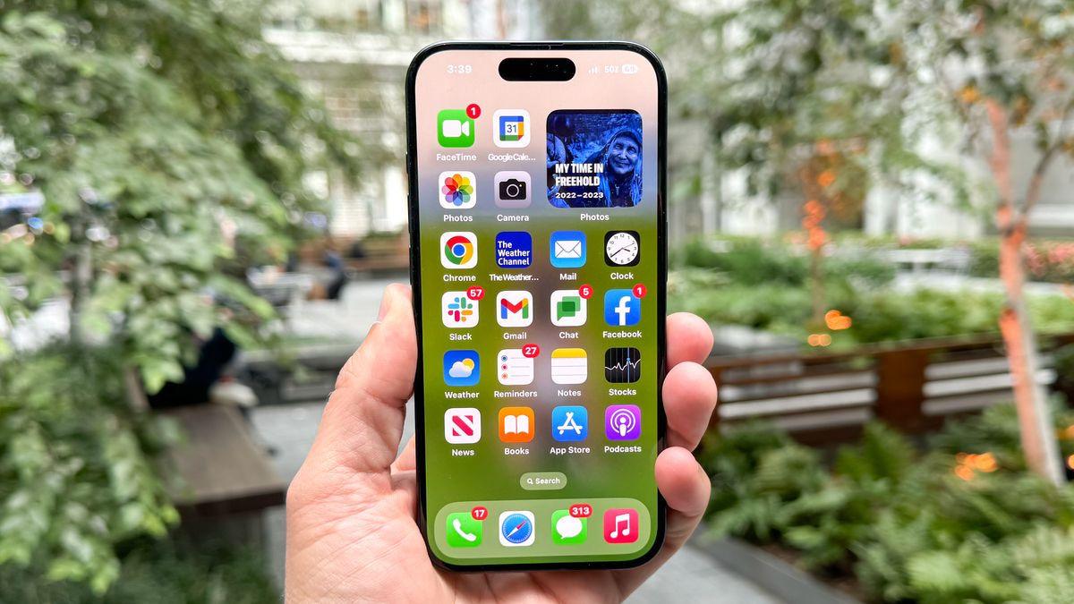 iPhone 15 Pro 128 ГБ, 0% Кредит от 629 лей/месяц!! + 1000 лей на бонусный счет! foto 2