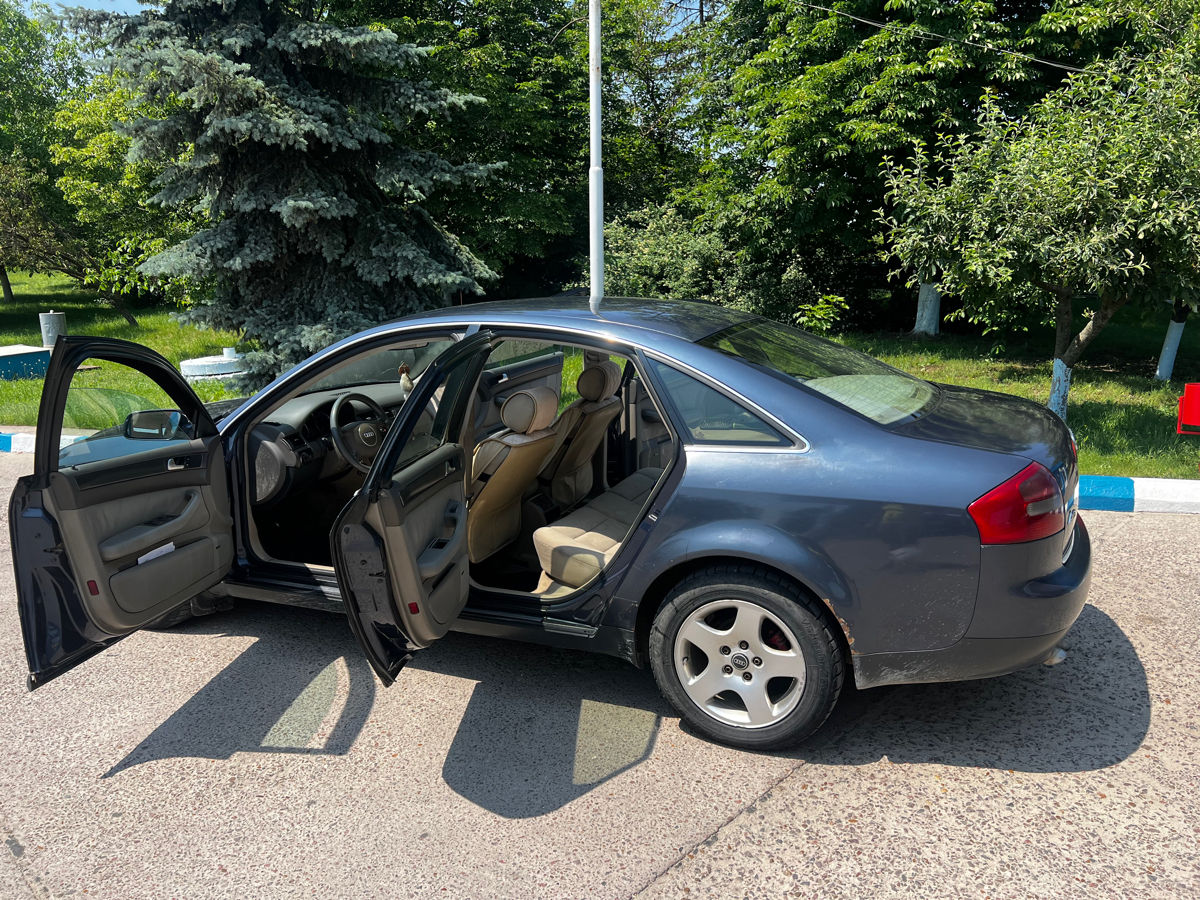 Audi A6 фото 2