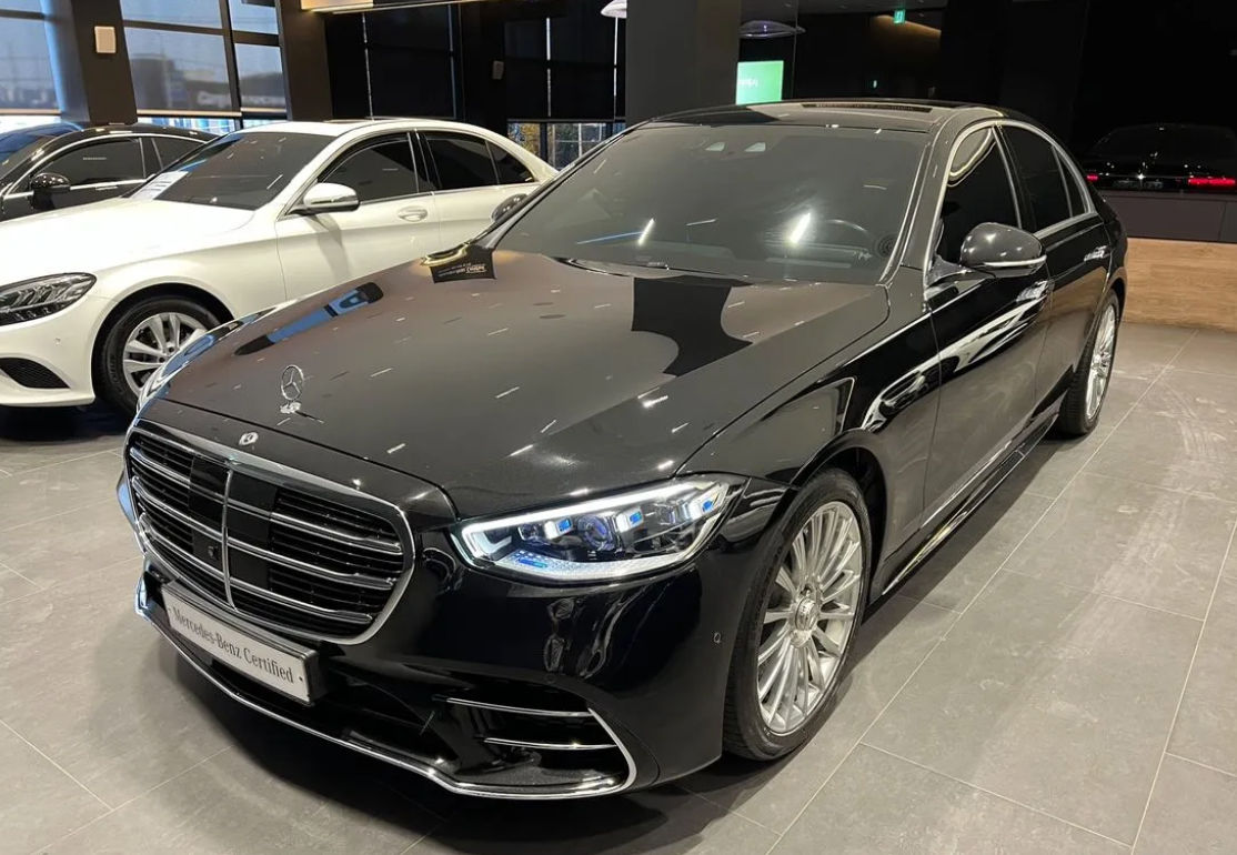 Mercedes S Class foto 0