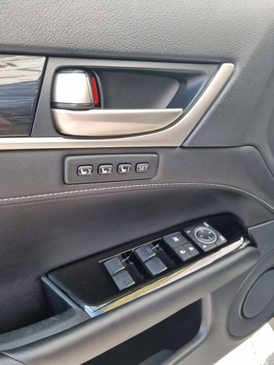 Lexus GS Series фото 12