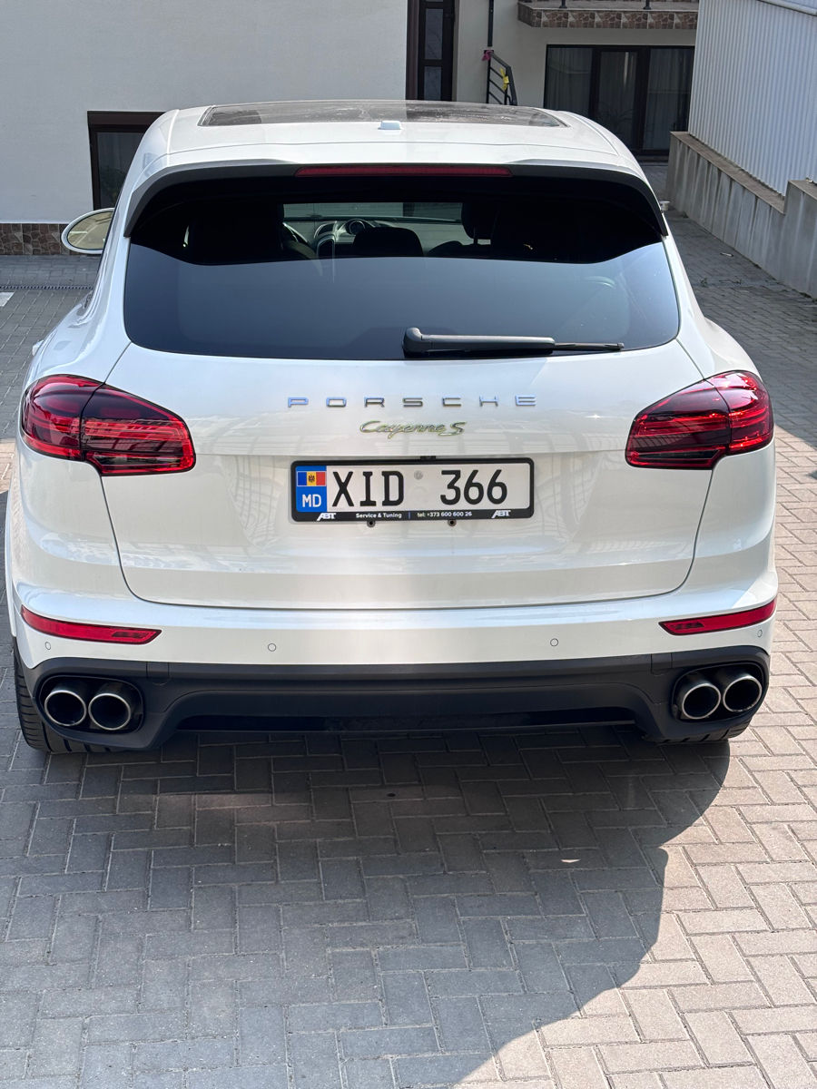 Porsche Cayenne foto 1