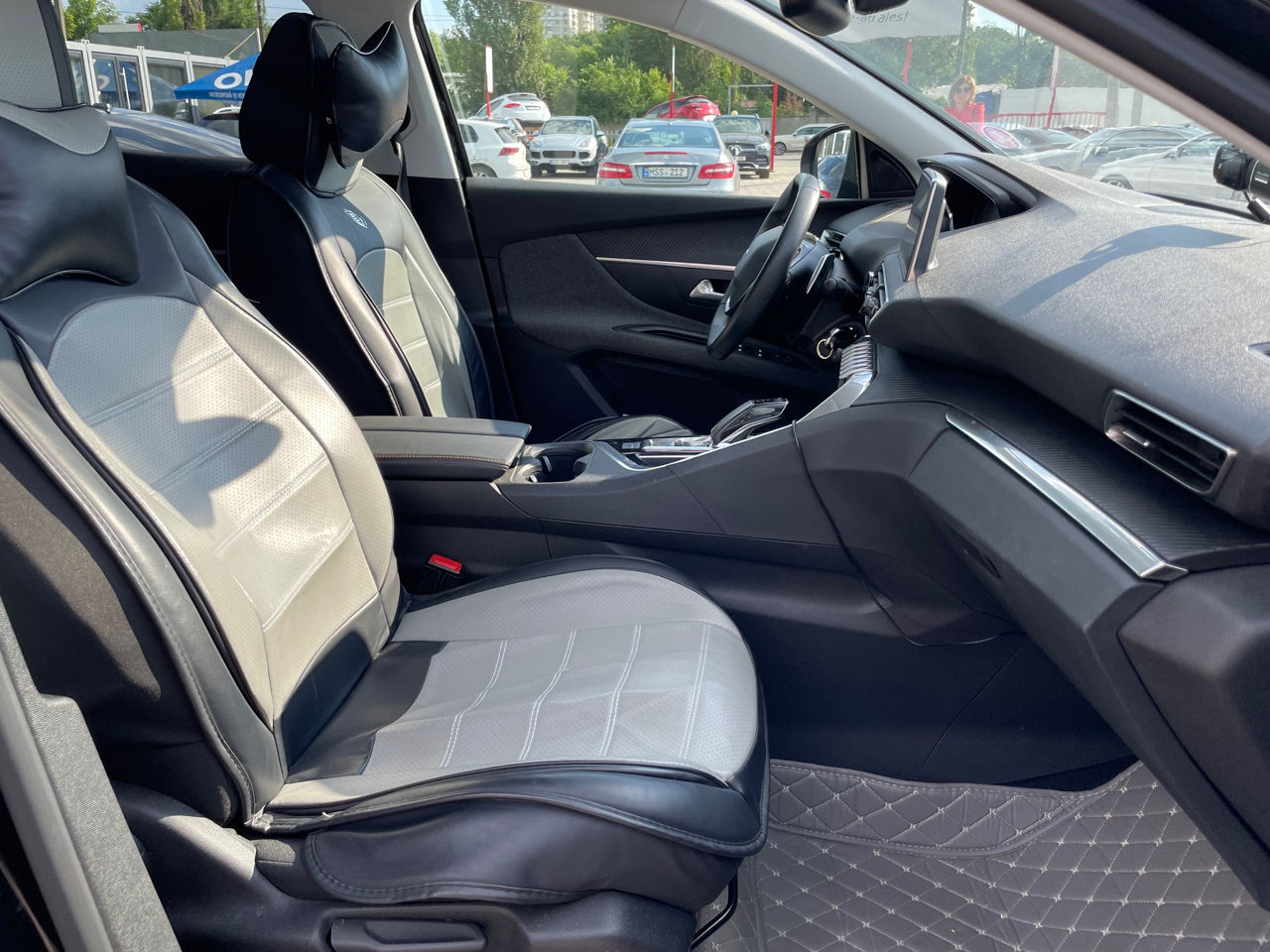 Peugeot 3008 foto 16
