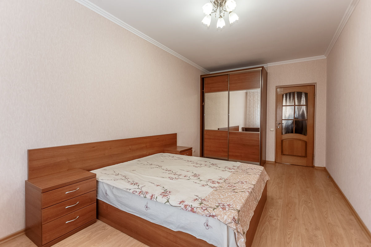 Apartament cu 4 camere, 132 m², Centru, Chișinău foto 7