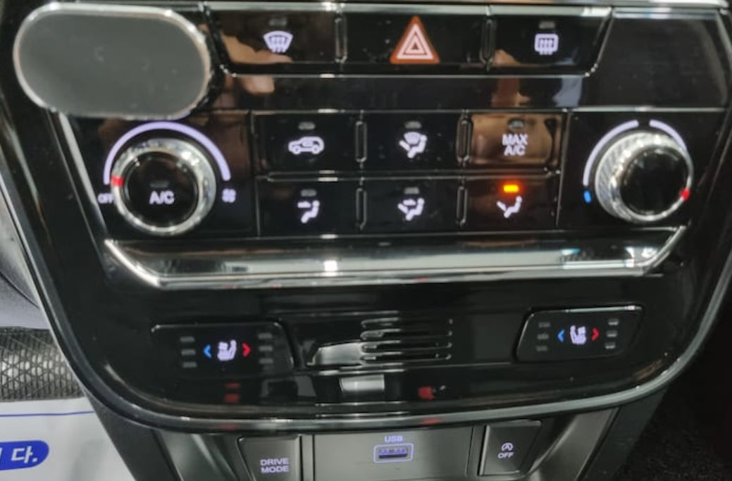 Ssangyong Tivoli foto 9