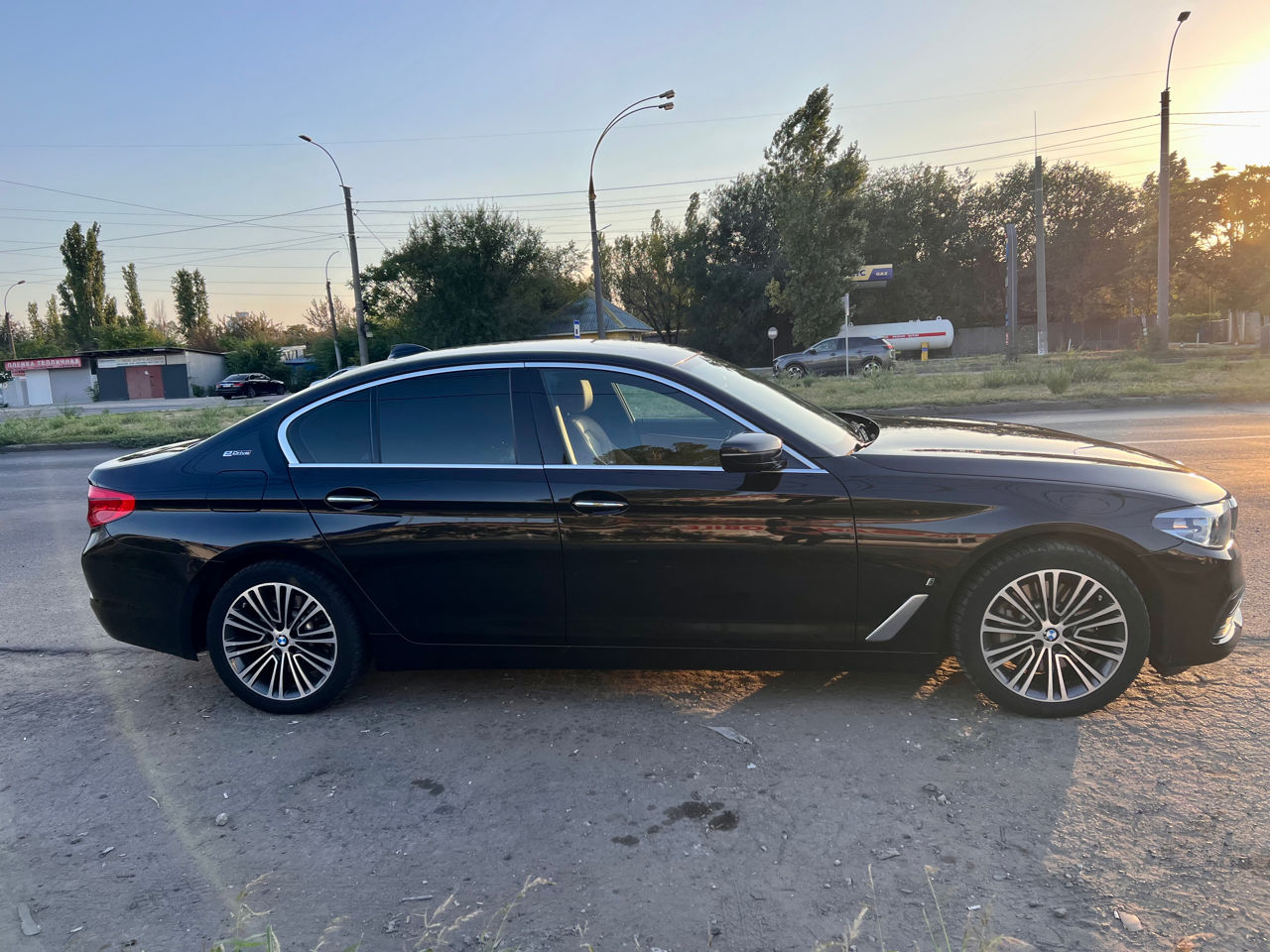 BMW 5 Series foto 4