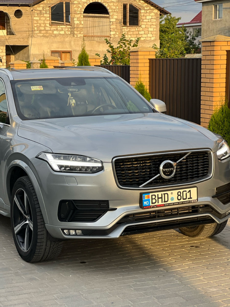 Volvo XC90 foto 4