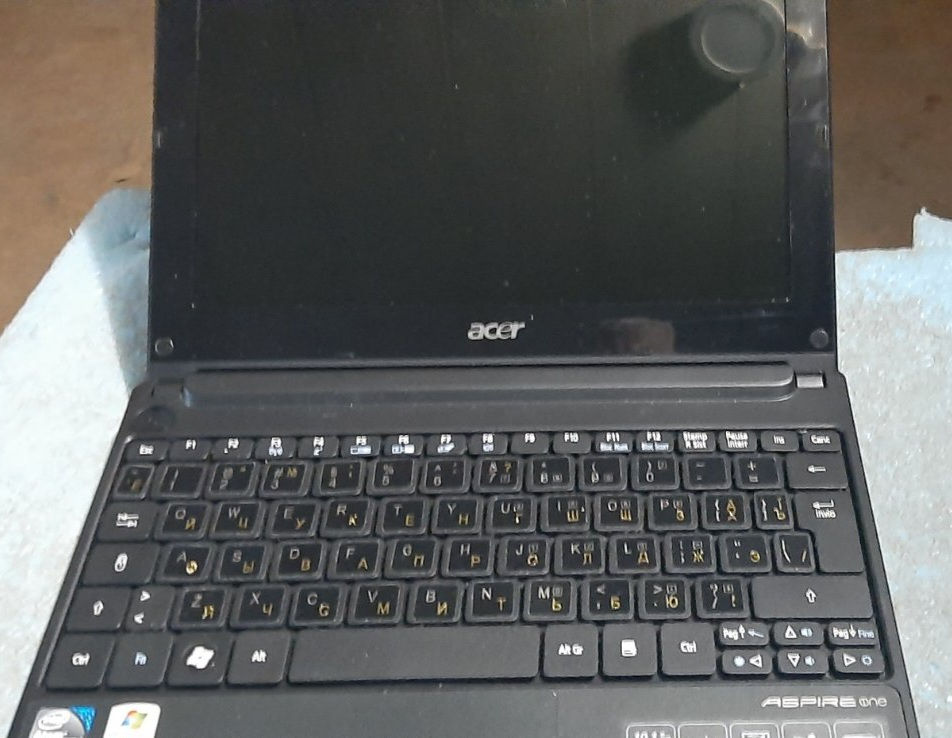 Продаю Acer Aspire One ! фото 0