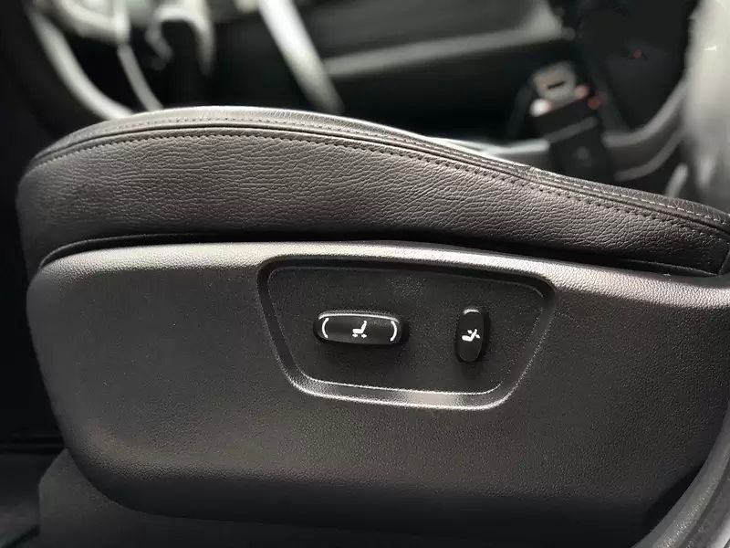 Chevrolet Captiva фото 1