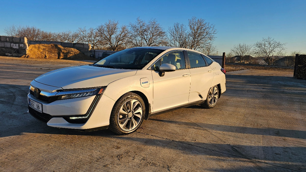 Honda Clarity foto 2