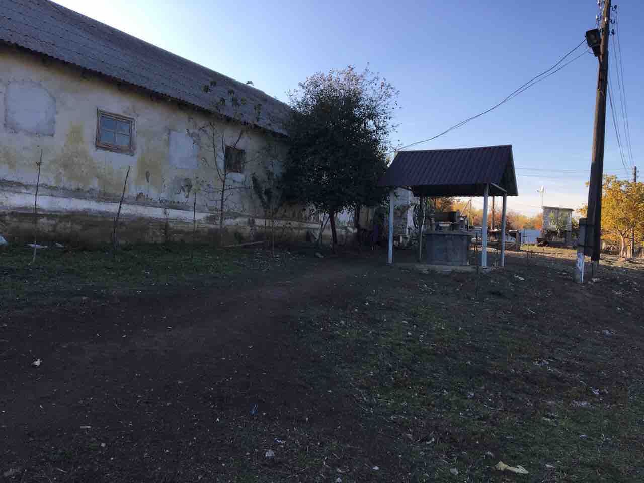 Vând ferma cu teritoriu de 1,3 ha gratiesti -hulboaca фото 0