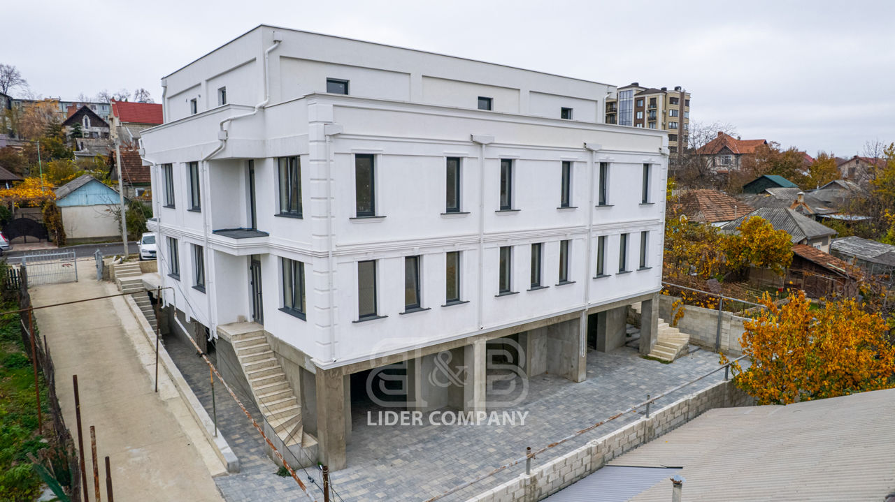 Townhouse modern de vânzare - sectorul Buiucani