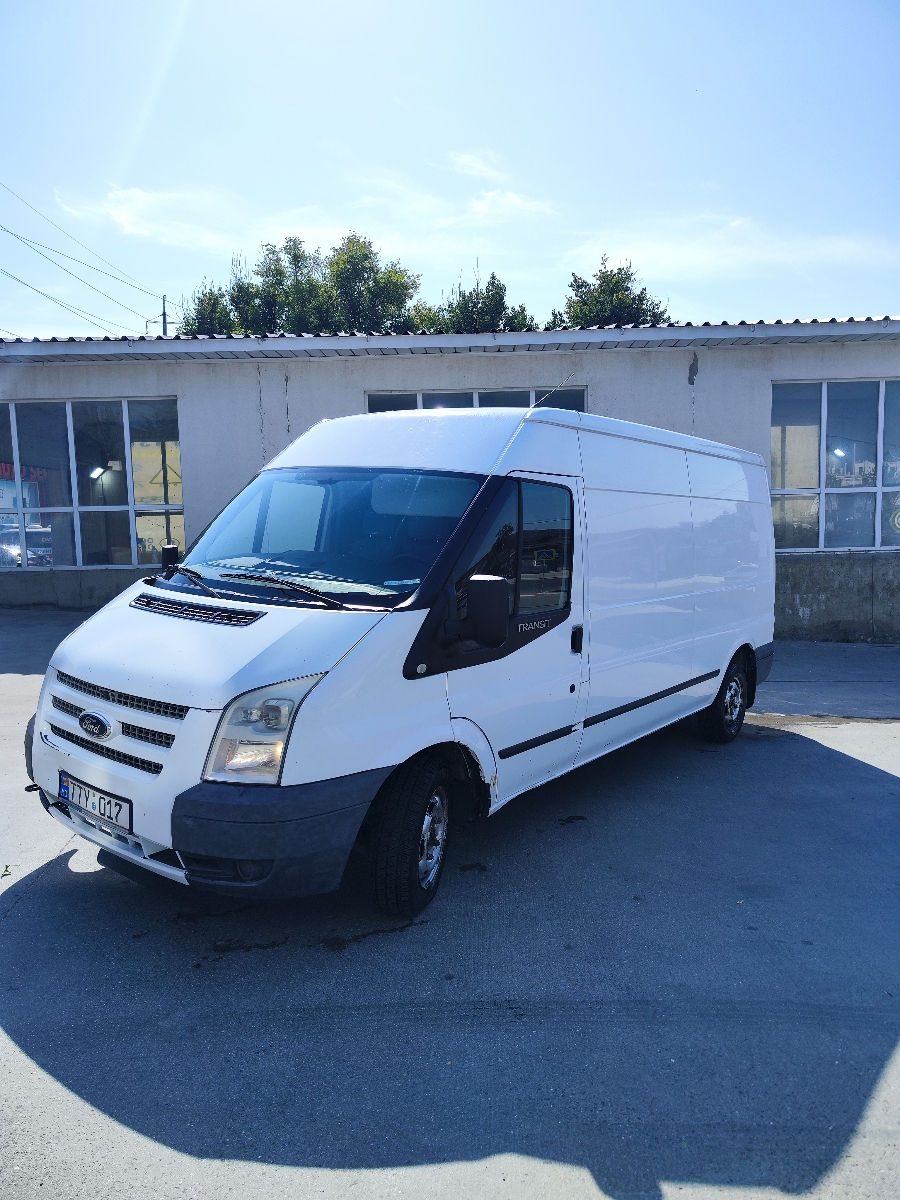 Ford TRANSIT TOURNEO foto 0