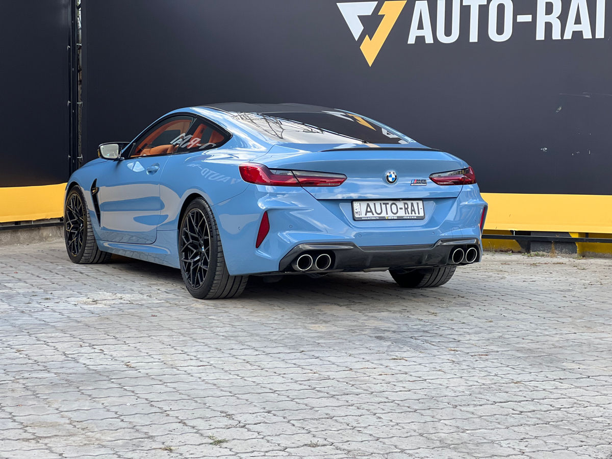 BMW M8 фото 5