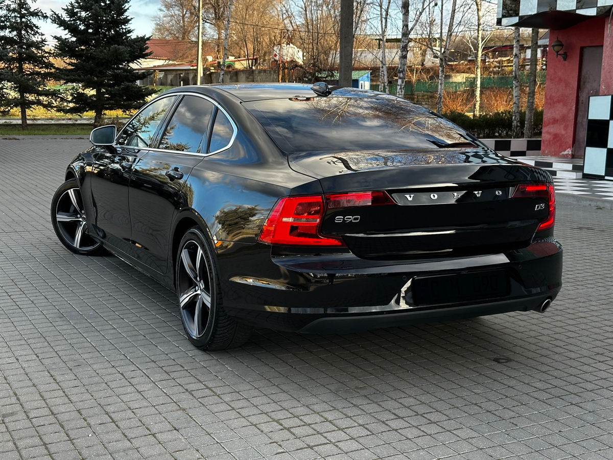 Volvo S90 foto 3