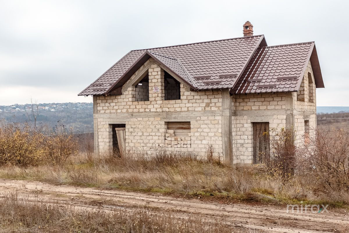 Se vinde vilă amplasată în com.Cruzești. foto 2