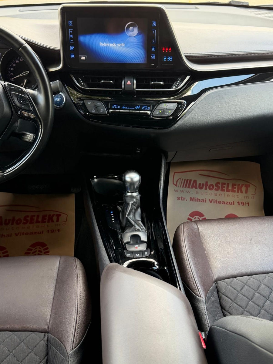 Toyota C-HR 2019 photo 8