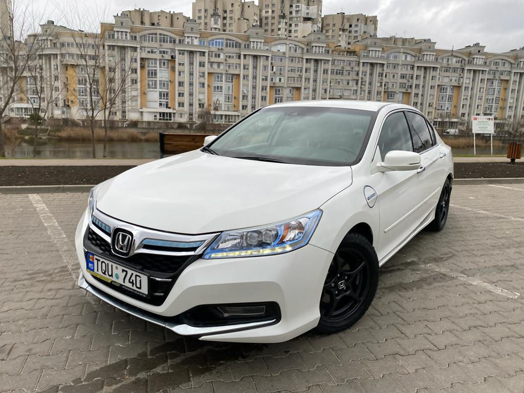 Rent a car chirie auto прокат авто 24/24 foto 7