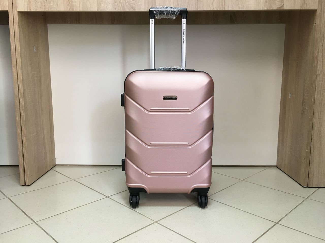 Чемоданы для ручной клади, доставка по всей Молдове быстро и недорого