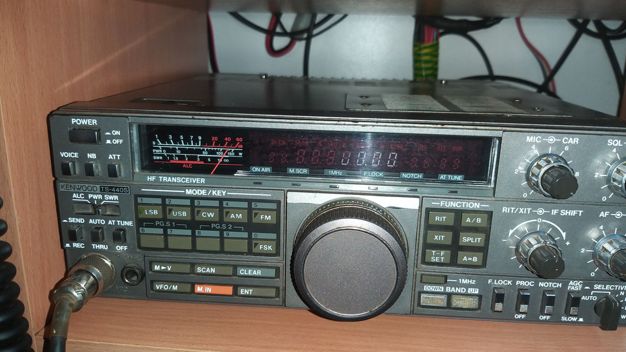 Transiver Kenwood TS440S