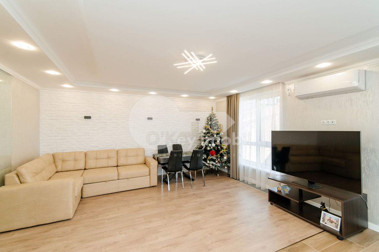 Apartament cu 3 camere, 95 m², Buiucani, Chișinău foto 0