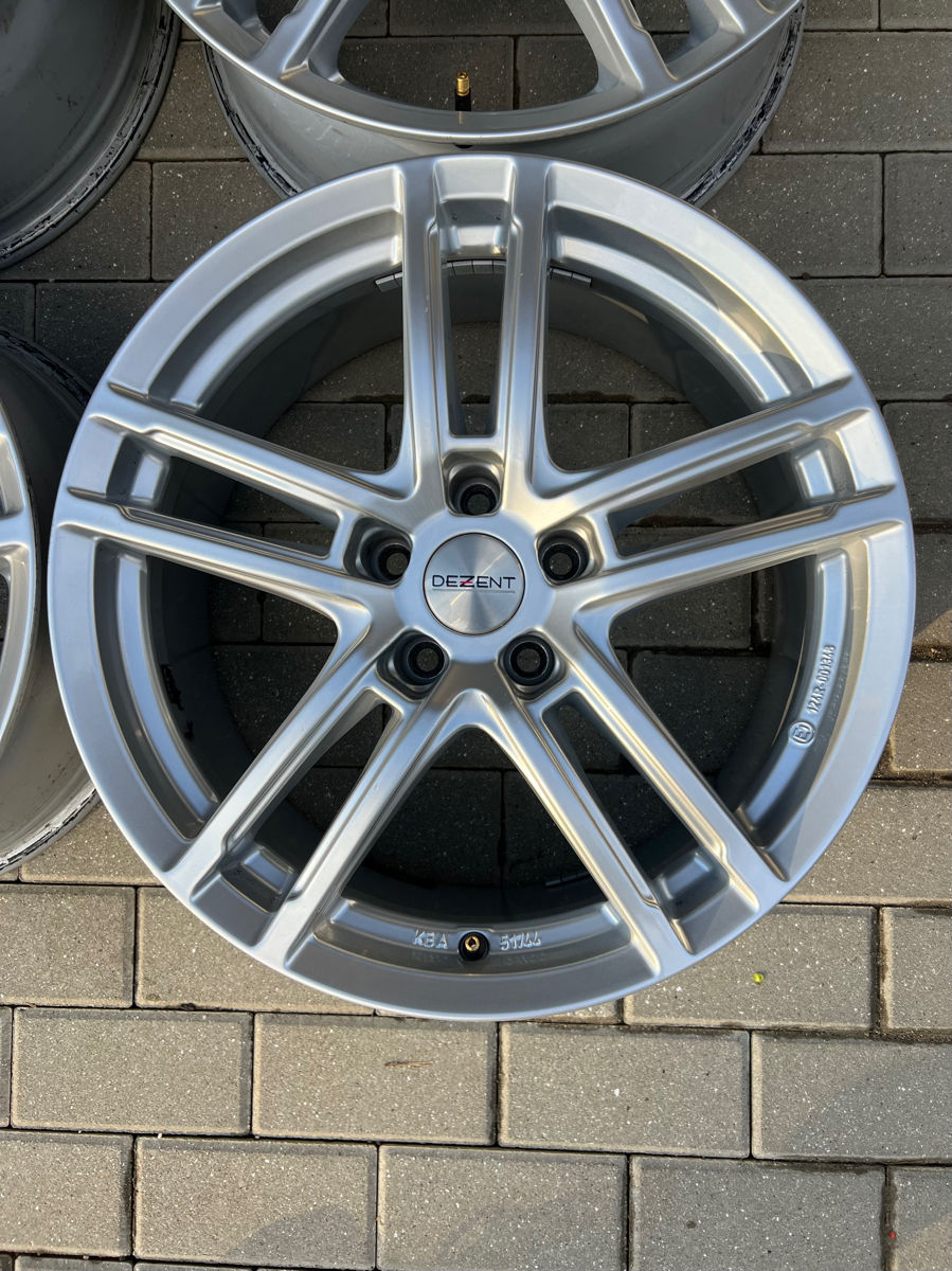 Dezent R18 5/112 Mercedes Audi Skoda VW фото 3