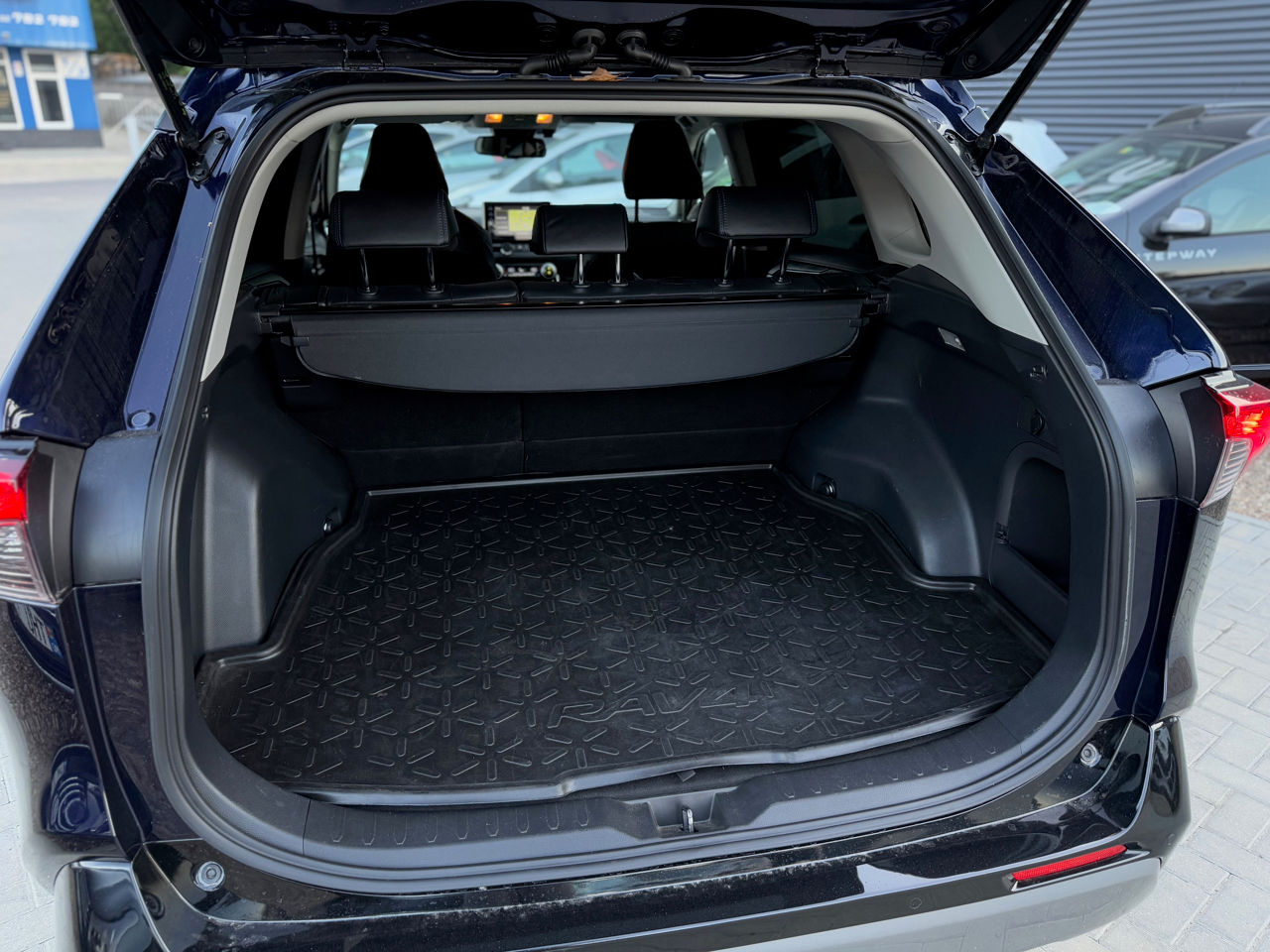Toyota Rav 4 фото 16
