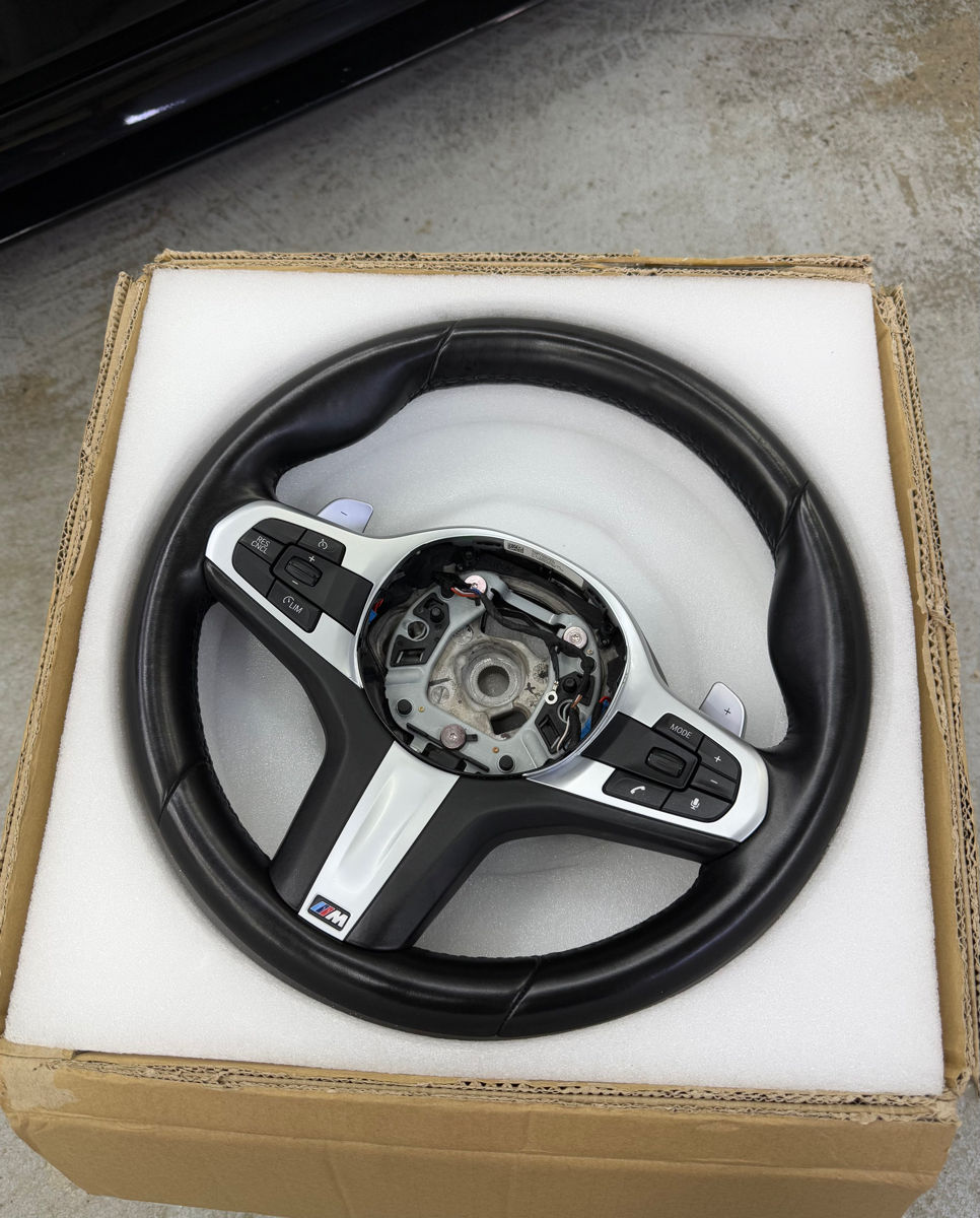 Volan Original M-Paket BMW G30  foto 0