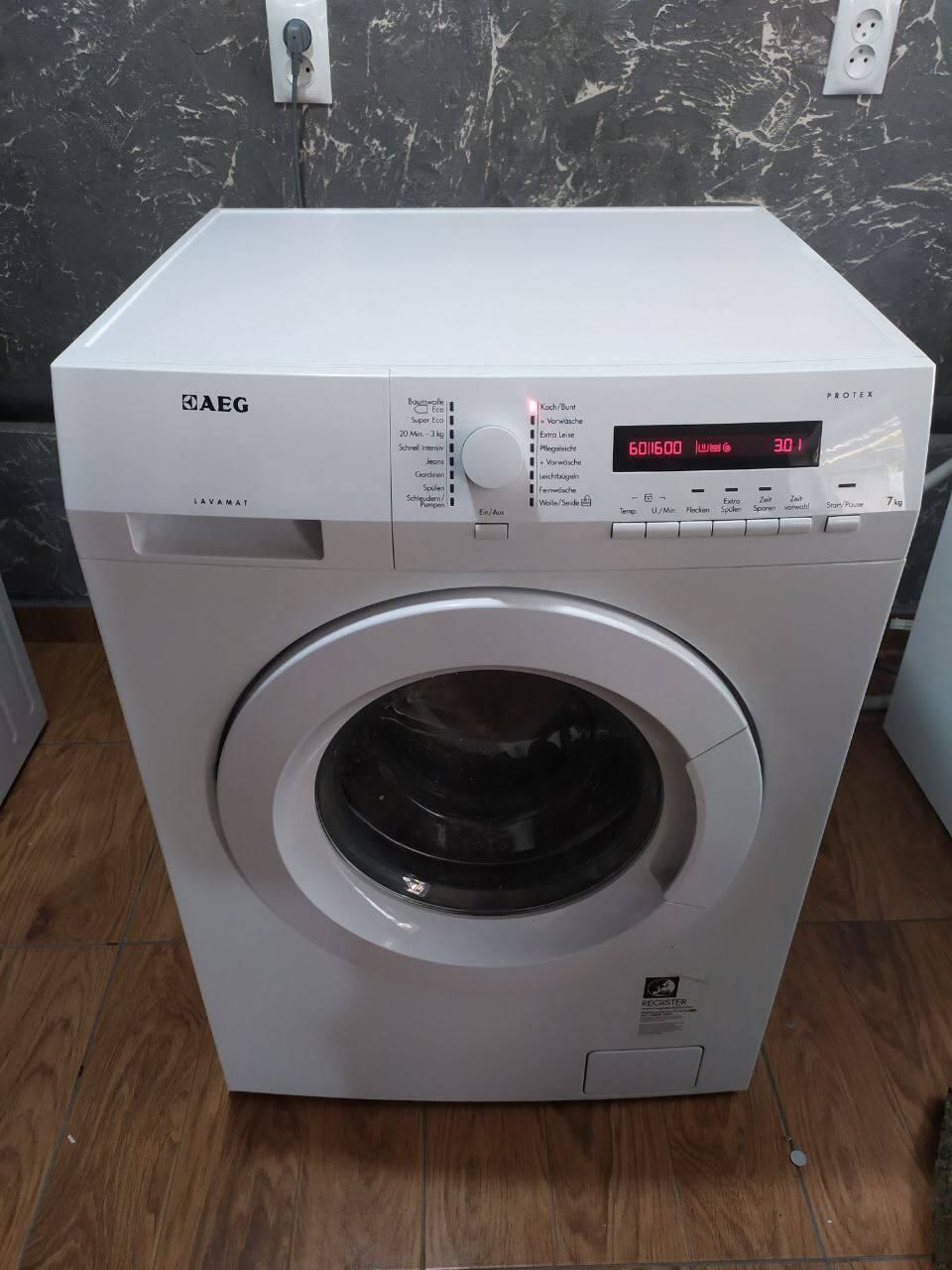 Узкая стиральная машина AEG на 7 кг