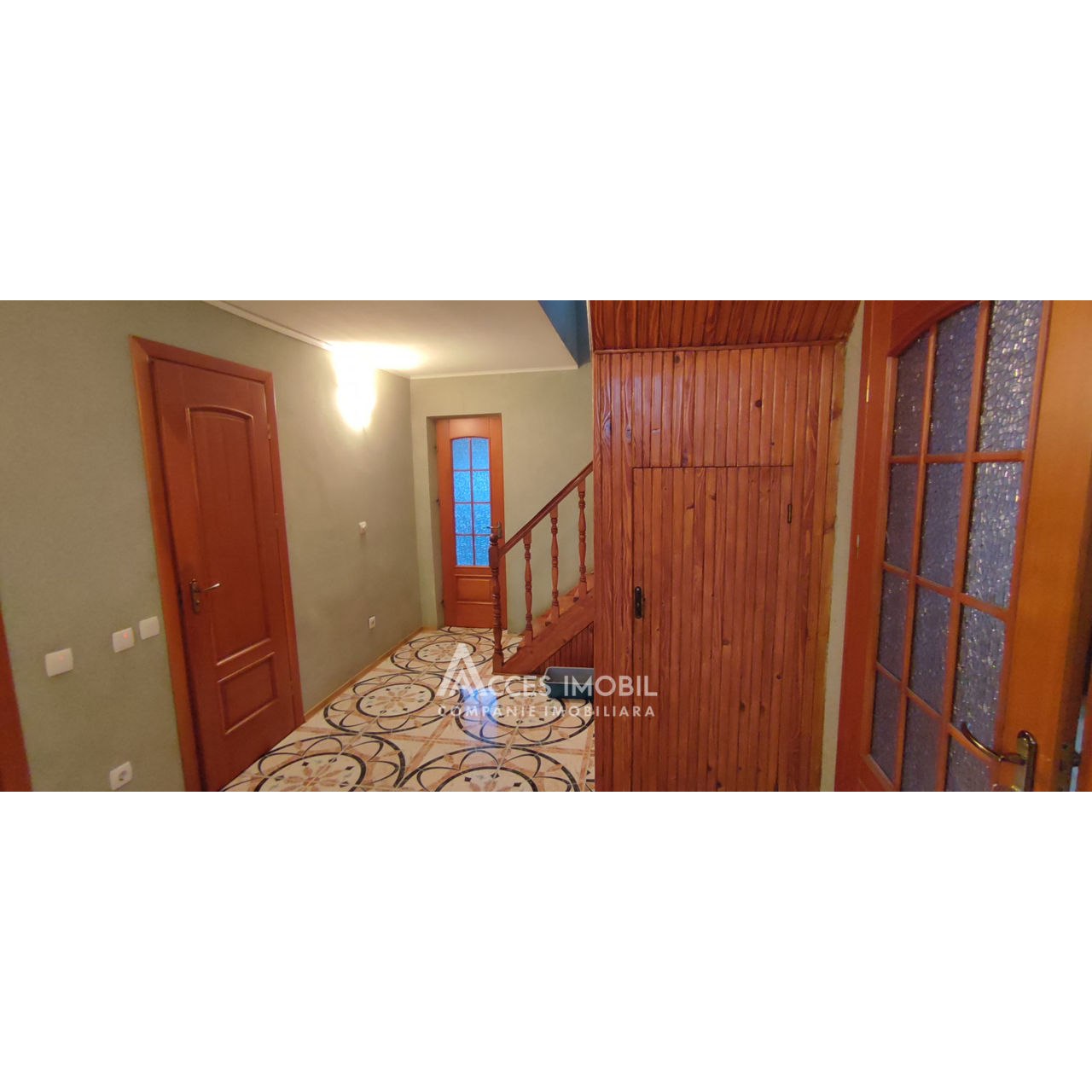 Duplex în 2 niveluri! str-la 1 Schinoasa-Deal, Codru, 180m2 + 6 ari! foto 5