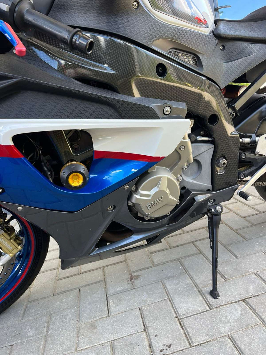 BMW S1000RR фото 6