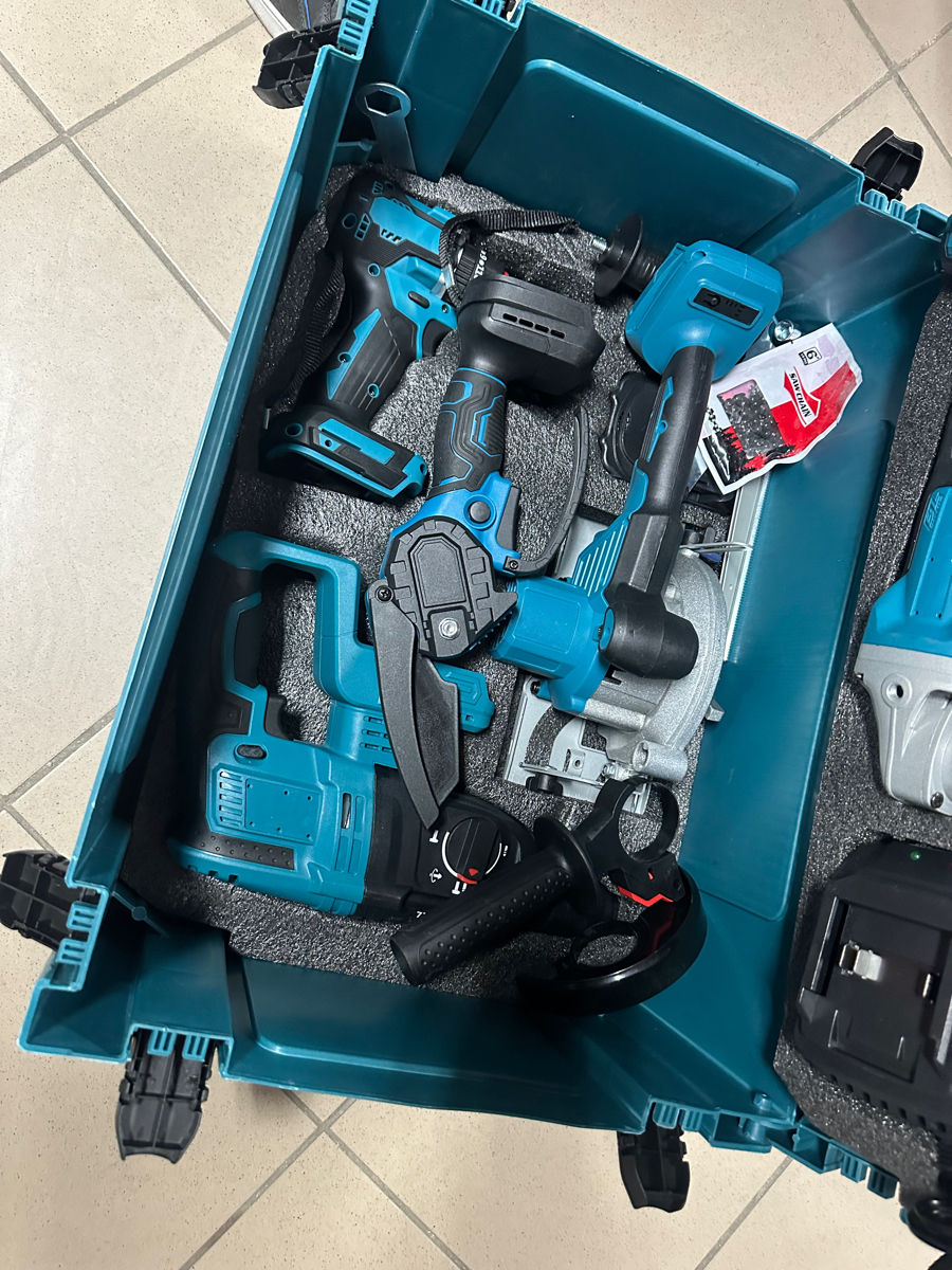 Set scule Makita 6/1 foto 1