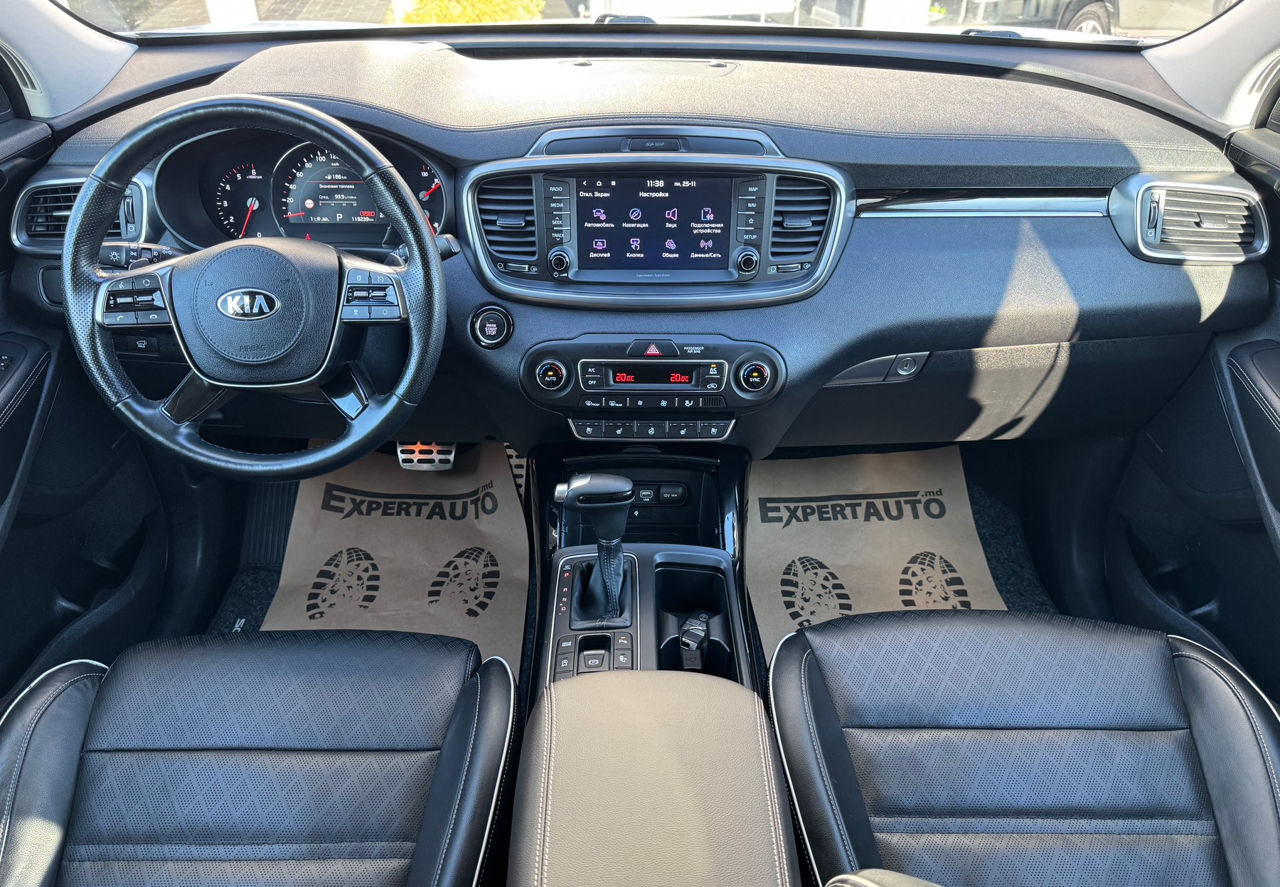 KIA Sorento foto 8