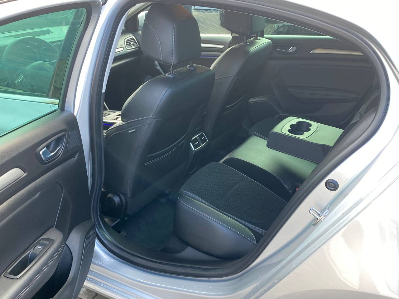Renault Megane foto 17