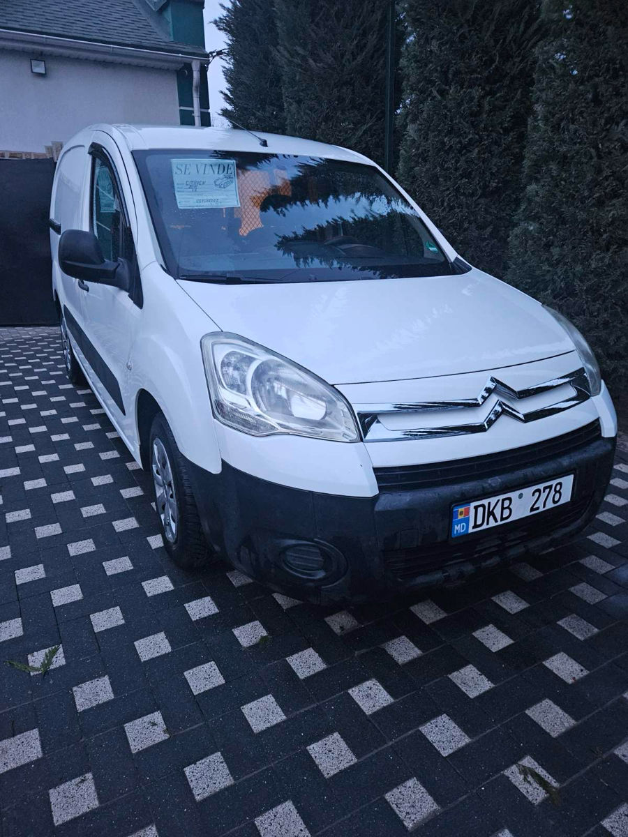 Citroen Berlingo an. 2012 cu rulaj 280000 km, Diesel, 4450 €