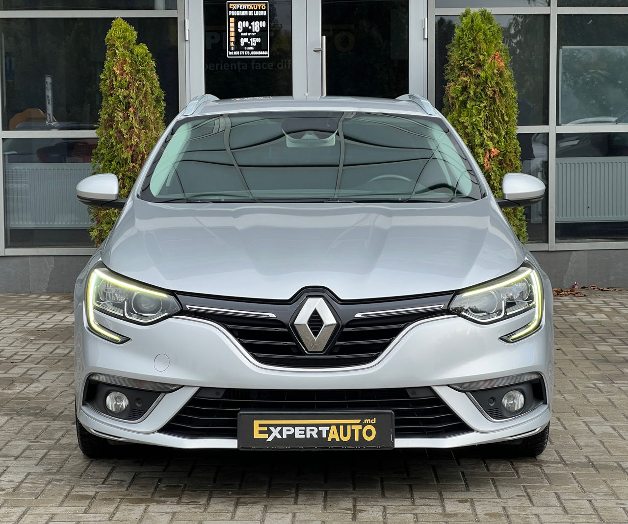 Renault Megane — fotografia 2