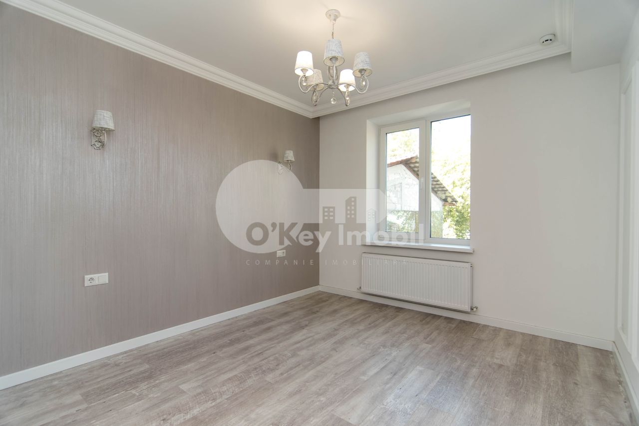 Apartament cu 5 camere sau mai multe, 200 m², Centru, Chișinău, Chișinău mun. foto 2